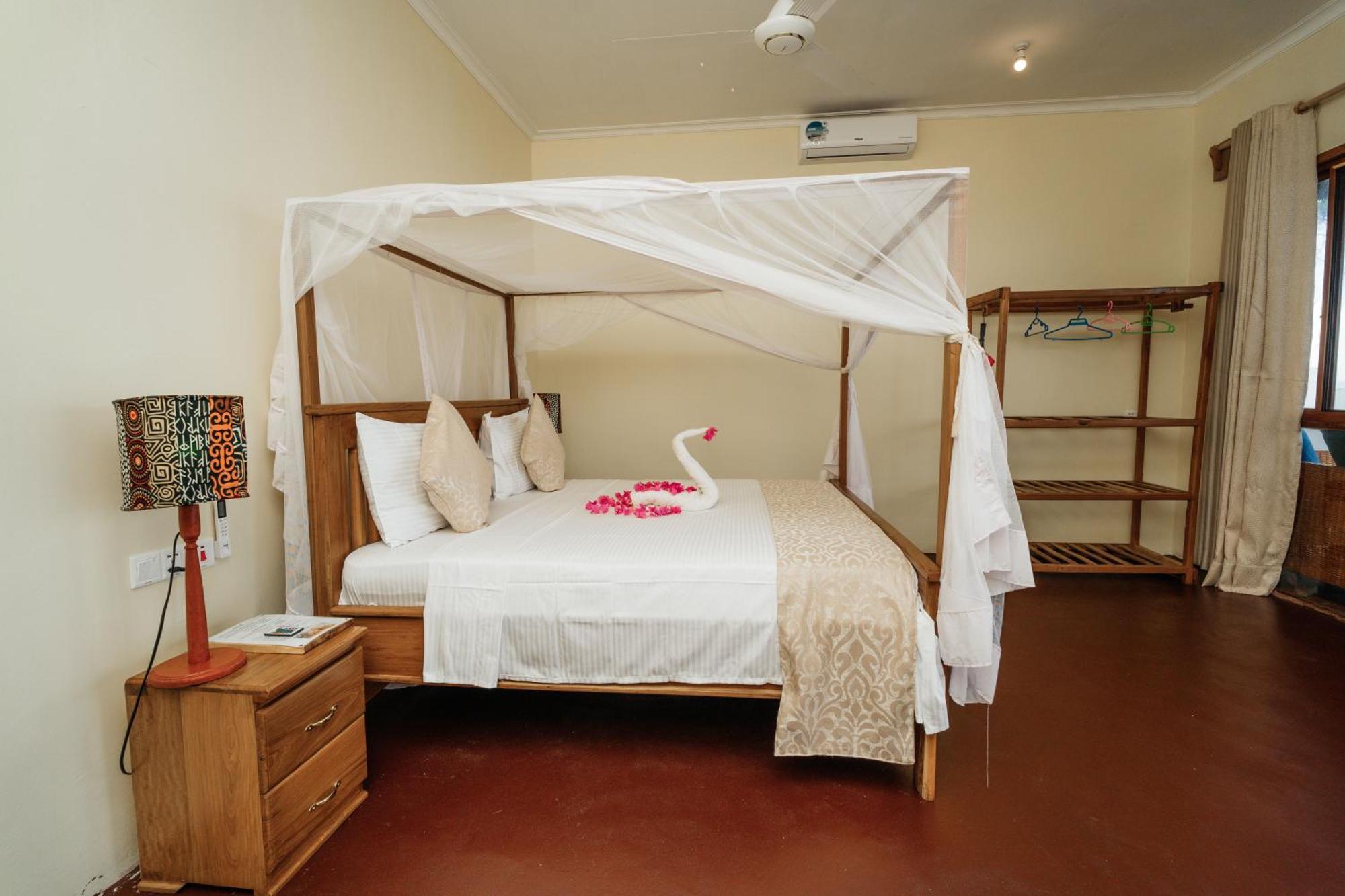 Maisara Mafia Beach Lodge คิลินโดนี ภายนอก รูปภาพ