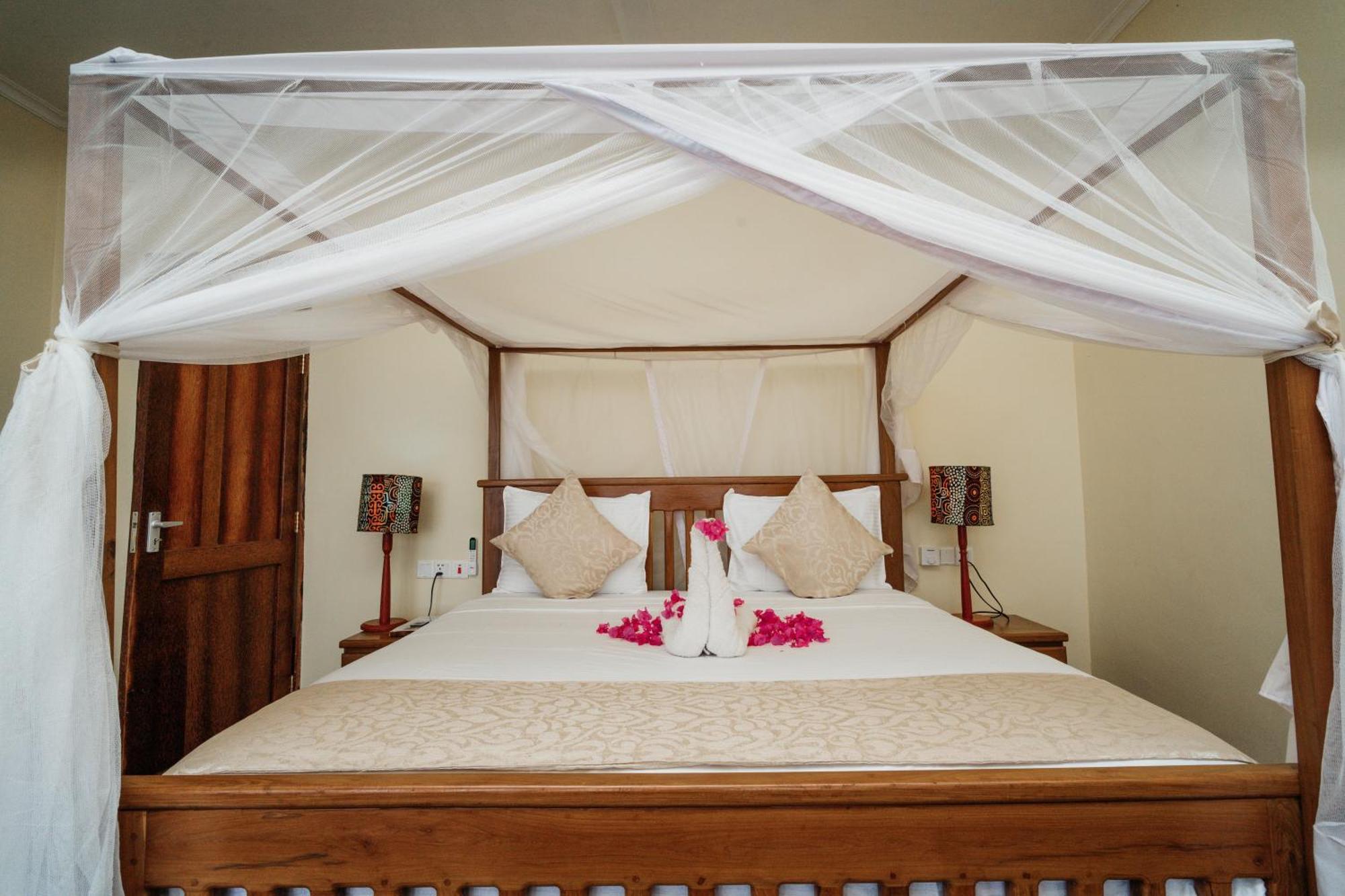 Maisara Mafia Beach Lodge คิลินโดนี ภายนอก รูปภาพ